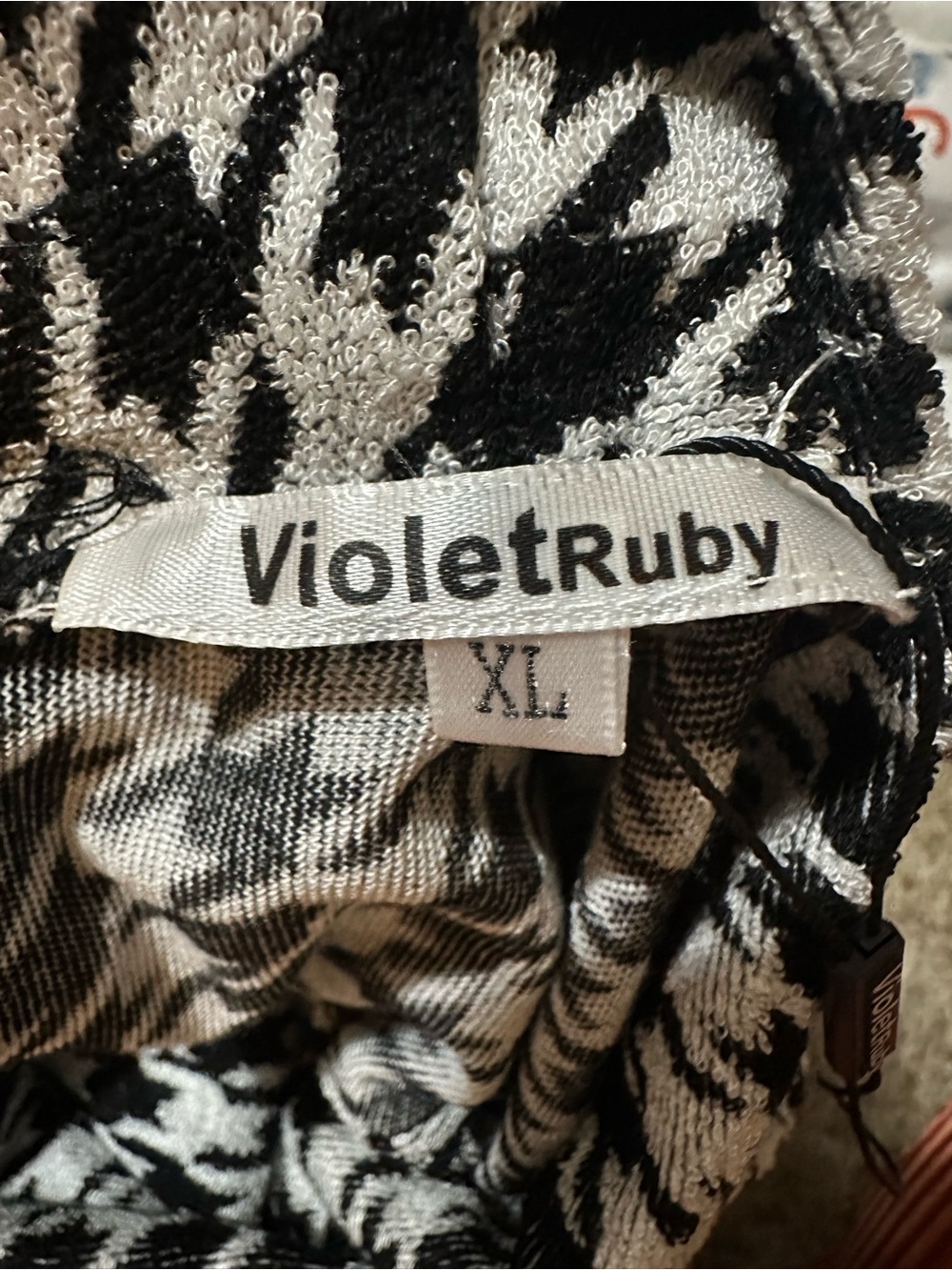Violet Ruby XL Houndstooth Cowl Neck Tunic Asymmetrical Hem Top Pockets - Picture 3 of 7